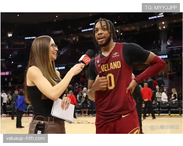 老鹰后场双枪穆雷爆发 带队力克劲敌