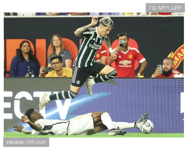 贝林厄姆中场远射集锦：精准射术尽显杀手本色