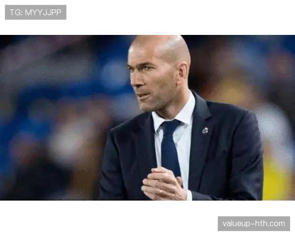 齐达内执教秘笈揭秘：战略智慧与人心管理铸就辉煌