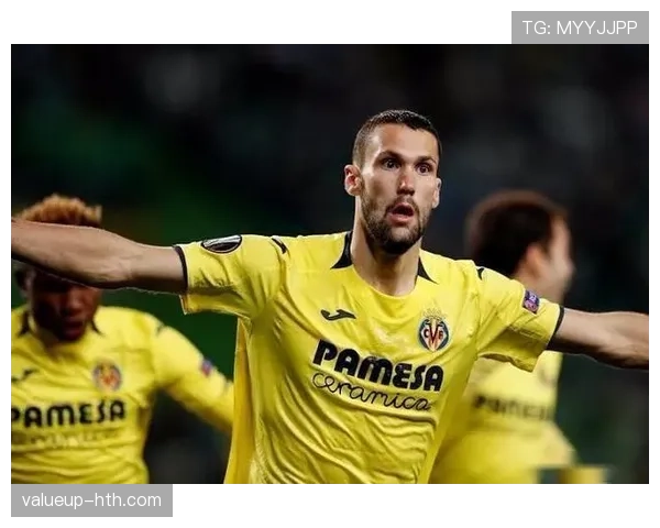 黄潜高压逼抢显成效,团队协作铸就西甲稳健表现 黄潜高压逼抢显成效,团队协作铸就西甲稳健表现