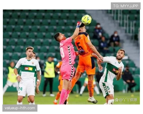 西甲绿白条纹球队新赛季前景可期，球迷热情高涨盼重返巅峰