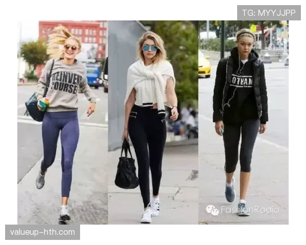 维纳斯穿着球鞋去逛街，旁边路人还以为她是超模呢！